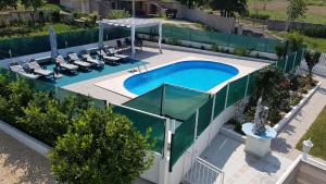 Family friendly apartments with a swimming pool Ripenda Verbanci, Labin - 18011