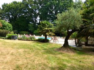 Maisons de vacances Maison de 2 chambres avec piscine privee jardin amenage et wifi a Saint Georges de PointindouxC : photos des chambres