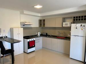 Departamento con vistas al lago en Veneto Village