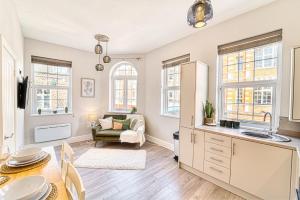 Host & Stay - Taylor Bennett Apartment