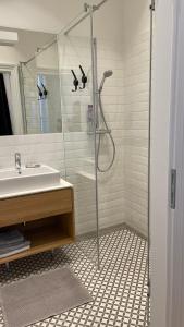 Oskar Kokoschka - City Apartment Downtown Vienna