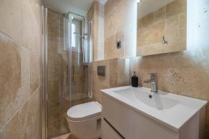 SPACIEUX STUDIO HAUT PLAFOND PROCHE MONACO