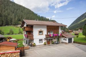 Gästeheim Krößbach - 4hvězdičkové hotely ve městě Neustift im Stubaital