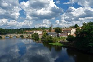 Hotels Logis Hotel Emeraude : photos des chambres