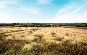 2 Bedroom Cozy Apartment In Busko Zdroj