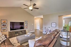 Rapid City Home w Patio < 5 Mi to Downtown!