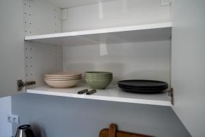 Batorego 220 - 450m stacja metra Pola Mokotowskie, 800m Biblioteka Narodowa - 20m piękny park Pola Mokotowskie - 800m do SGH - Wifi - Smart TV - Good Apartments