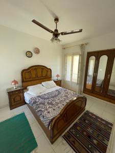 52H Green leaves Village, families & couples only