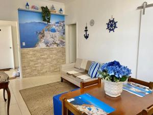 Apê 50m da Praia c 2 Quartos com WI-FI 250Mps