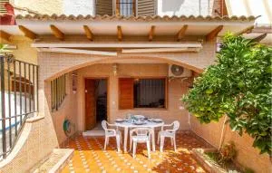 2 Bedroom Awesome Home In Los Alcázares - Roldán
