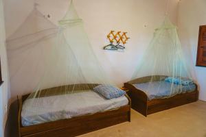 Casa ampla c redes de descanso, Praia de Macapa PI