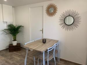 Ravissant logement avec jacuzzi