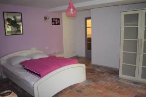 Maisons de vacances Le Moulin,19 bis rue de Beaudon, 45330 Augerville la riviere : photos des chambres