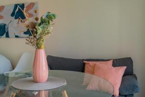 Berlina Hermoso ambiente cbalcón a la calle