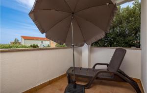 Stunning Apartment In Mandre With Wifi