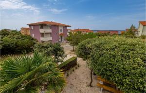 Stunning Apartment In Mandre With Wifi