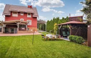Lovely Home In Wielki Klincz With Wifi - Liniewko