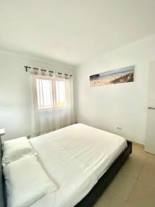 APARTAMENTO EN LOS CRISTIANOS - FREE WIFI