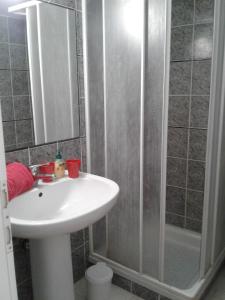 Apartments with parking spaces Umag - 17633