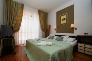 Two-Bedroom Apartment with Terrace and Sea View room in Apartments with a parking space Rabac Labin - 17655