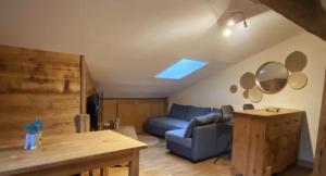 Joli appartement type chalet : balcon et belle vue