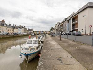 Maisons de vacances Nice holiday home in Isigny sur Mer with garden : photos des chambres