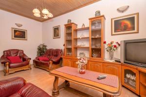 Holiday house with a parking space Svirce, Hvar - 17682