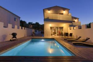 Family friendly house with a swimming pool Vrh, Krk - 17758 
