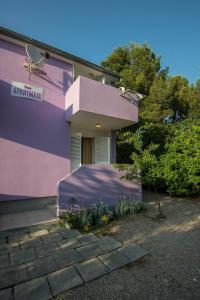 Apartments by the sea Starigrad, Paklenica - 17772 