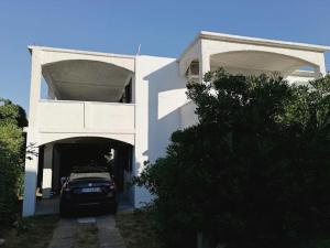 Seaside apartments with a swimming pool Pag - 17752 
