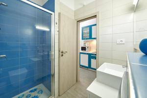 Apartments with parking space Mavarstica, Ciovo - 17803