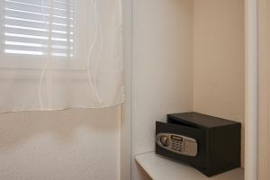 Apartments with parking space Mavarstica, Ciovo - 17803