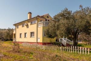 Apartments by the sea Kraj, Pasman - 17783