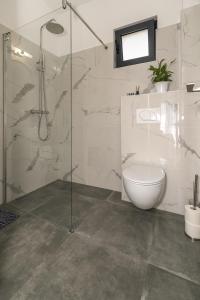 Seaside apartments with a swimming pool Rastici, Ciovo - 17889