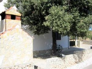 Apartments with parking space Rogoznica - 17907