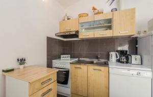 Apartments by the sea Ribarica, Karlobag - 17885