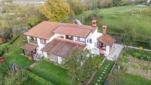 Rooms with a parking space Buzet, Central Istria - Sredisnja Istra - 17835 