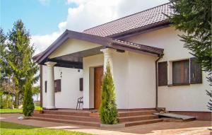 Gorgeous Home In Slawno With Wifi