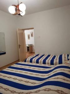 Apartments by the sea Seline, Paklenica - 17955