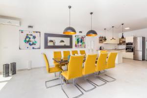 Luxury villa with a swimming pool Icici, Opatija - 17958