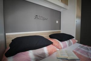 Apartments with parking space Novalja, Pag - 17954