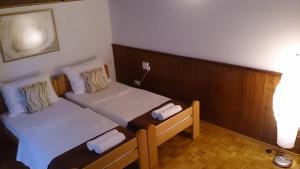 Apartments by the sea Novalja, Pag - 17859