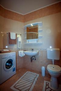 Family-friendly apartments with swimming pool Nevidjane, Pasman - 18054