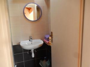 Apartments with parking space Lumbarda, Korcula - 18037