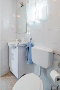 Family-friendly apartments with swimming pool Krasica, Rijeka - 18059