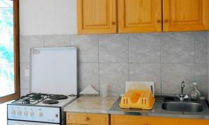 Apartments by the sea Ivan Dolac, Hvar - 18100