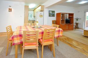 Apartments with parking space Bibinje, Zadar - 18110