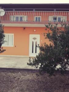 Apartments with a parking space Tribanj, Paklenica - 18136
