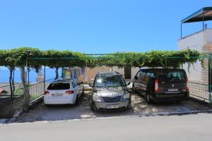 Apartments by the sea Pisak, Omis - 18141