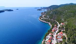 Apartments by the sea Prizba, Korcula - 18165